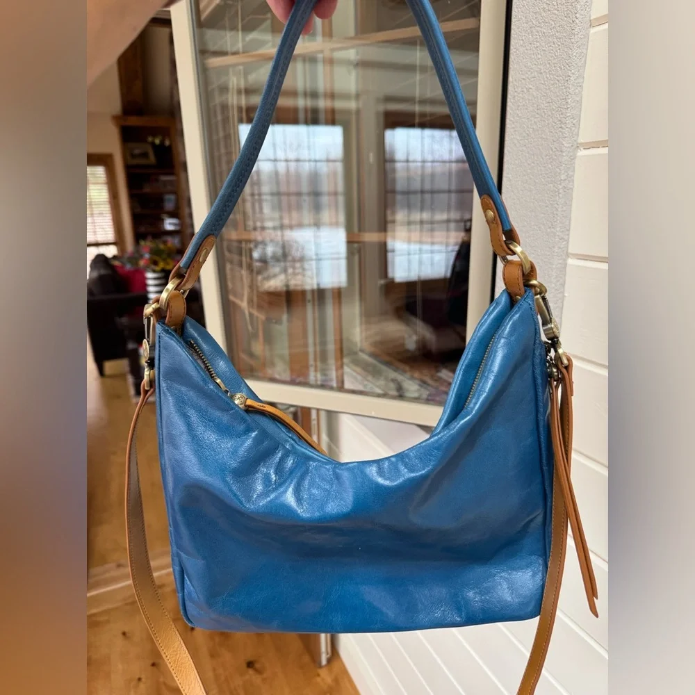 Large HOBO Blue Leather Shoulder Bag with Tan Accent - Picture 2 of 3